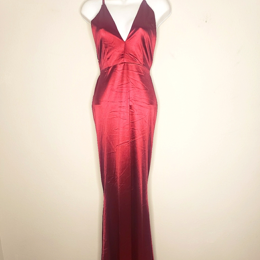 OHVERA Evening gown Burgundy NWT